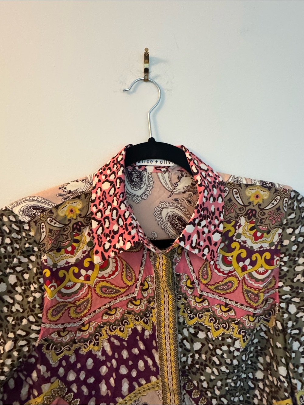 Alice + Olivia 100% Silk Patchwork Paisley Blouse – Size Small - Picture 6 of 6
